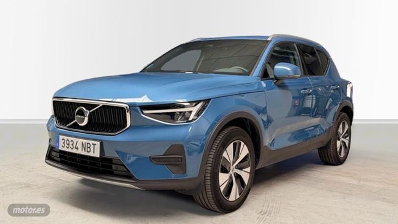 Volvo XC40 T3 Momentum Core aut 2025