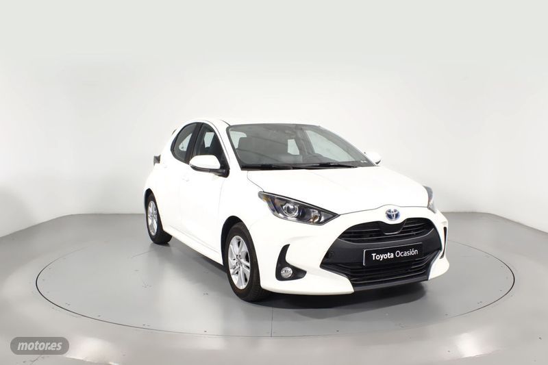 Toyota Yaris 1.5 Business Plus 2022