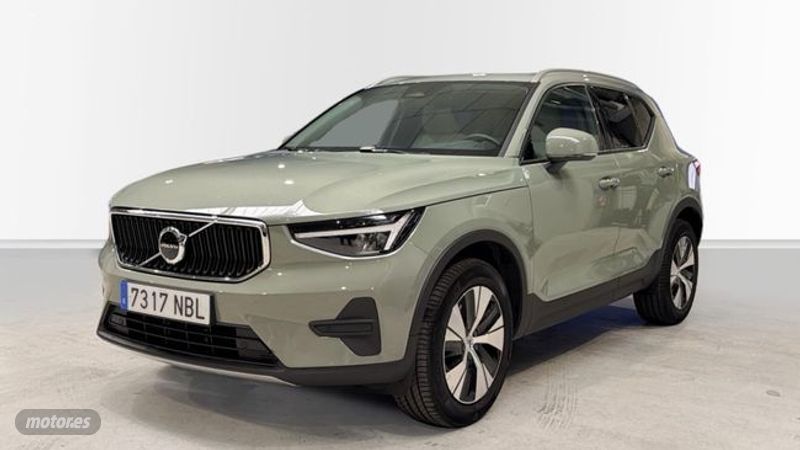 Volvo XC40 T3 Momentum Core aut 2025