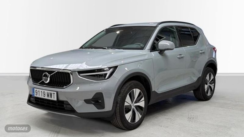 Volvo XC40 T3 Momentum man 2024
