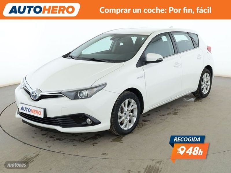 Toyota Auris hybrid 140H e-CVT Active (2016-) 2017
