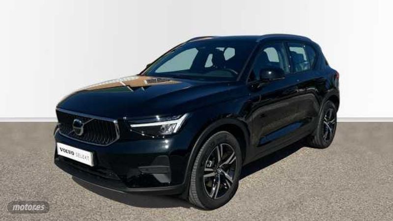 Volvo XC40 2.0 B4 G Momentum Auto 2026