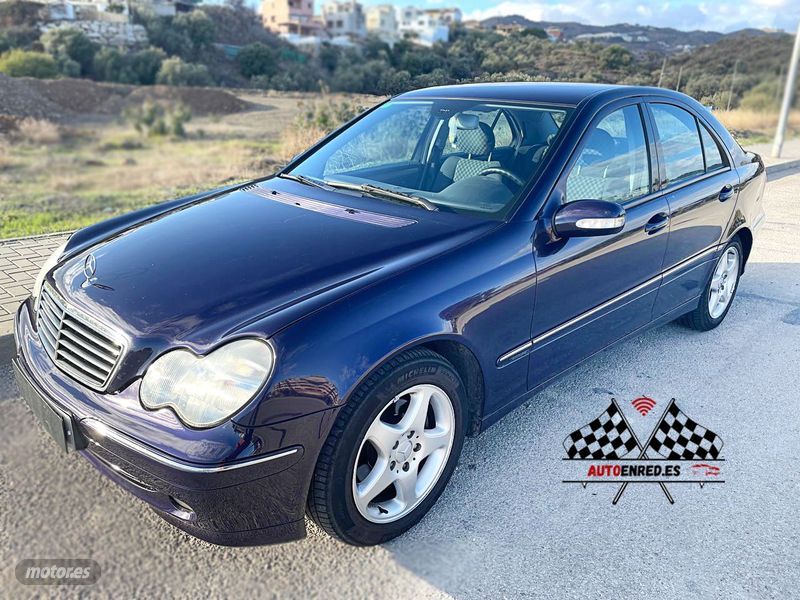 Mercedes-Benz Clase C C 220 CDI Elegance / Avantgarde 4p (W203) 2003