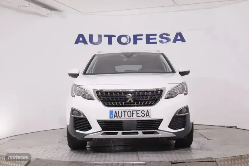 Peugeot 3008 - foto 2