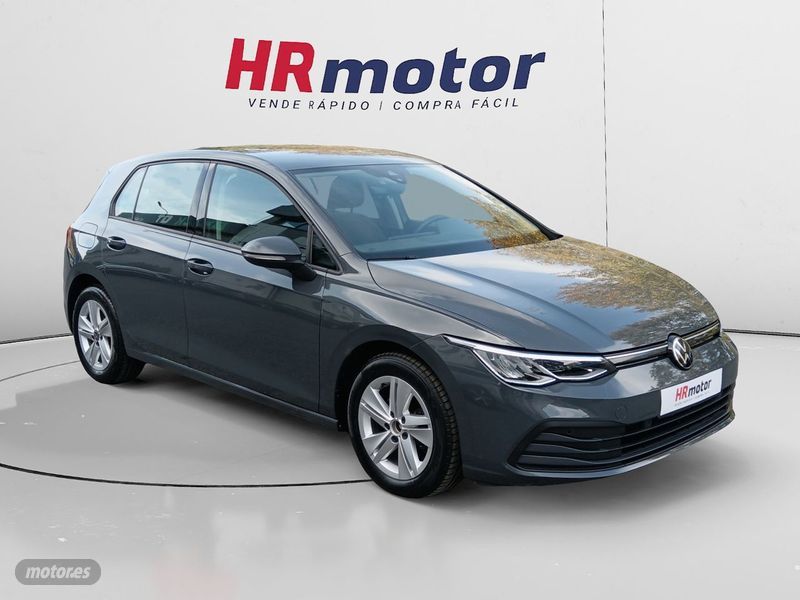 Volkswagen Golf 8 Life 1.0 TSI 2024