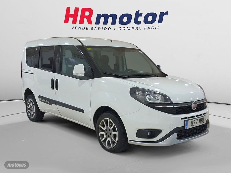 Fiat Doblò Panorama 1.6Mjt Trekking 2022
