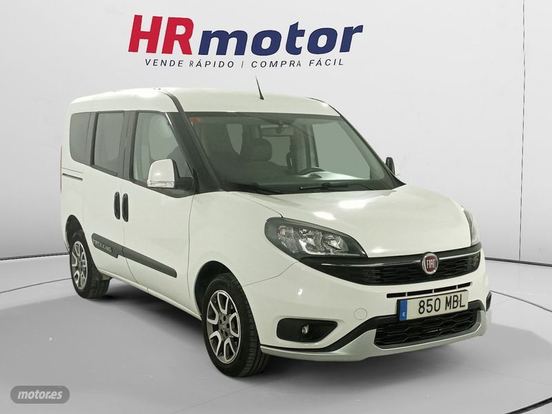 Fiat Doblò Panorama 1.6Mjt Trekking 2022