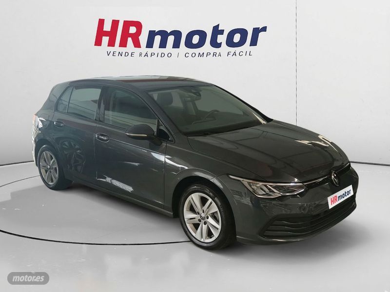 Volkswagen Golf 8 Life 1.0 TSI 2024