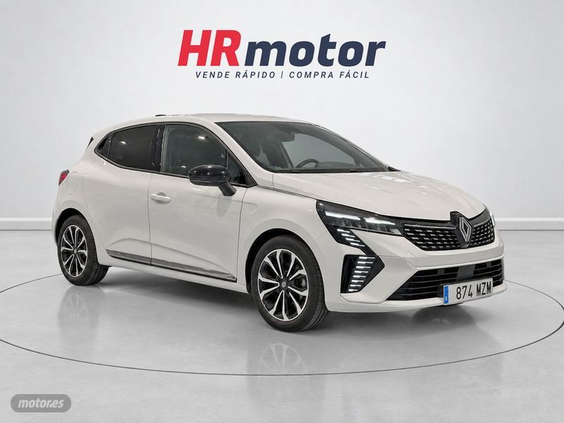 Renault Clio techno TCe 2025