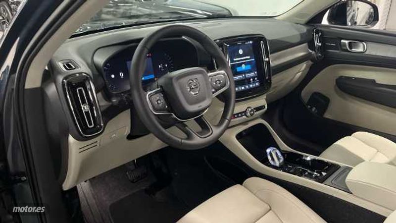 Volvo XC40 nuevo en Valencia con financiación flexible - foto 5