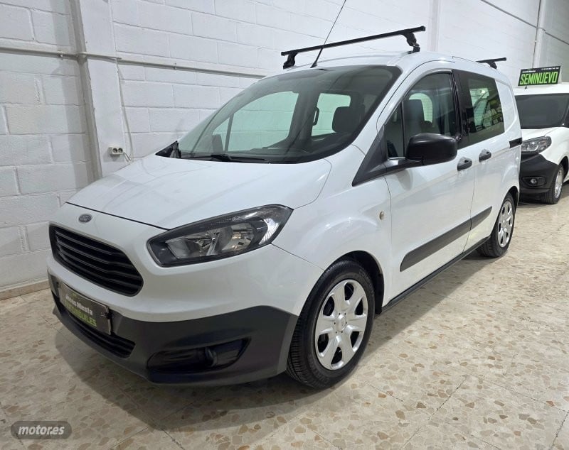 Ford Transit Courier 2016