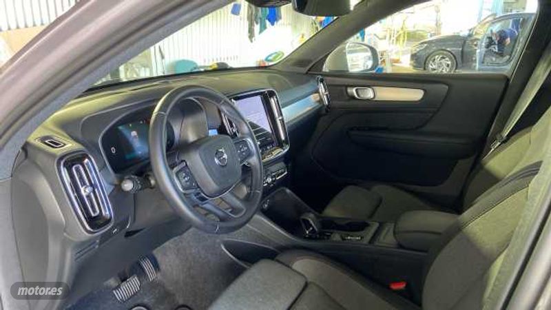Volvo XC40 - foto 5