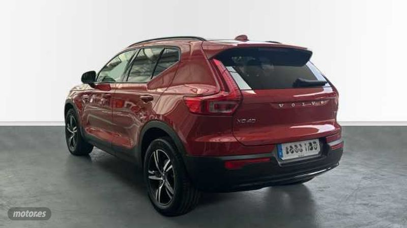 Volvo XC40 - foto 2