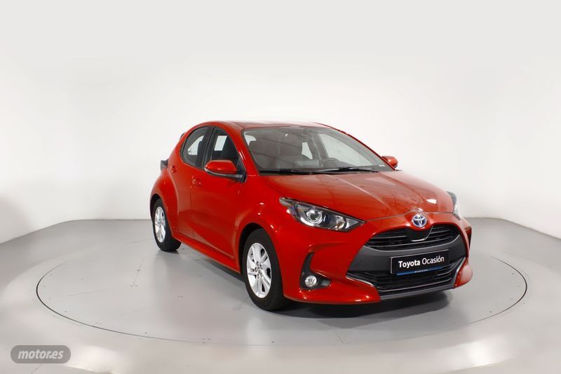 Toyota Yaris 1.5 Business Plus 2022