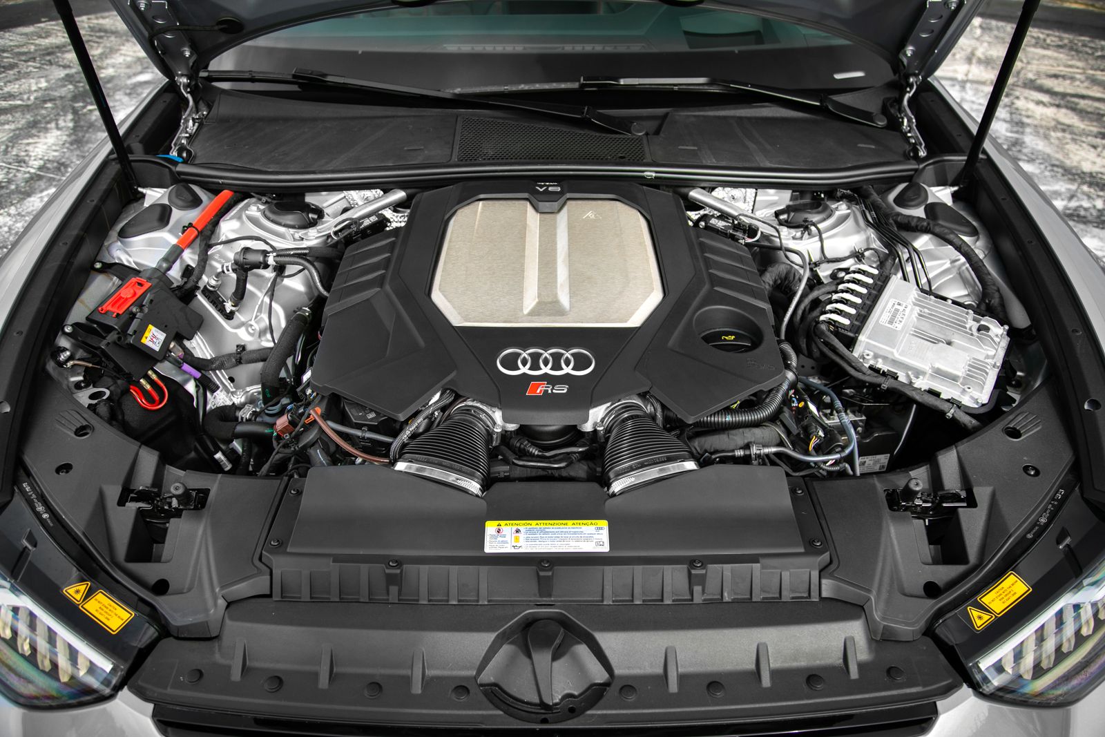 Audi RS 6 Avant - motor