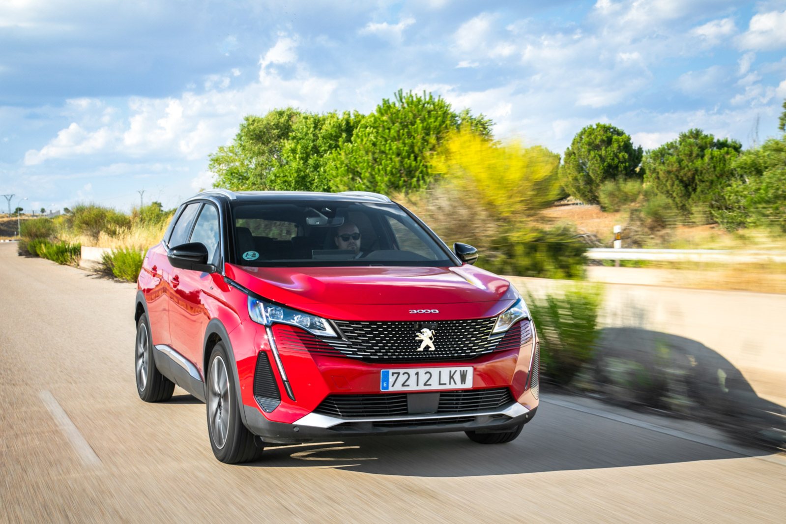 Fotos Peugeot 3008 GT 2021 MY2021 / Motor.es