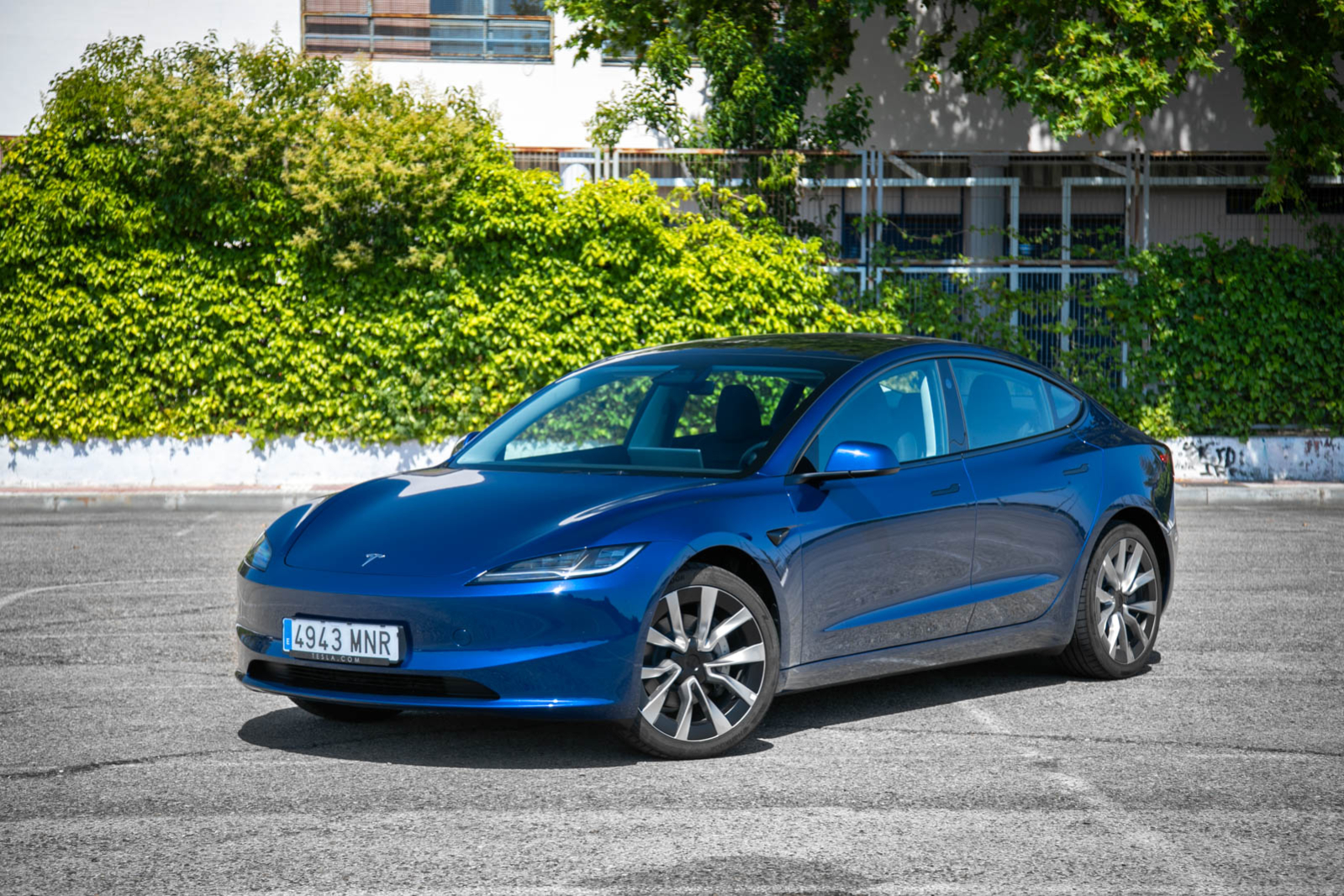 Fotos Tesla Model 3 Tracción Trasera MY2024 / Motor.es